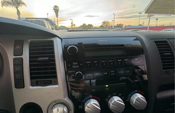 
								2007 Toyota tundra double cab full									