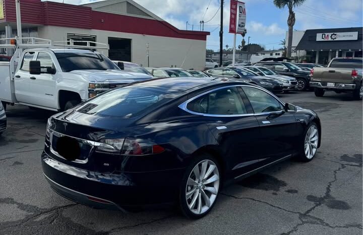 
								2013 Tesla model s Sedan 4D full									