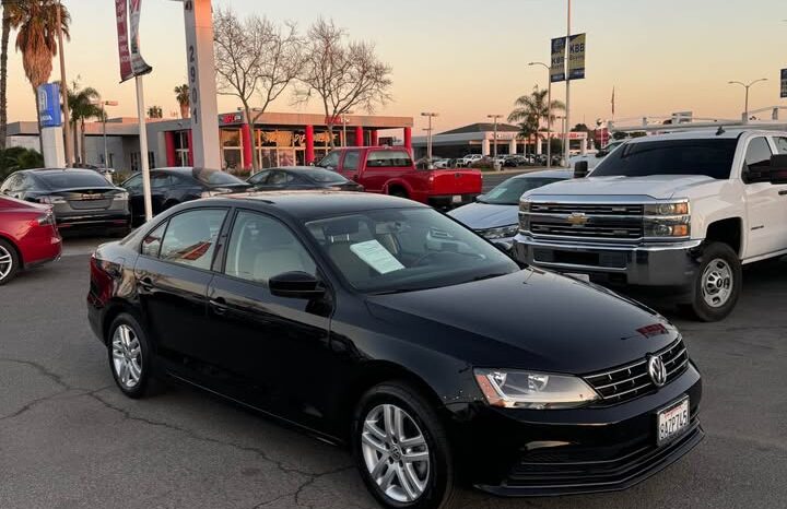 2018 Volkswagen jetta 1.4T S Sedan 4D