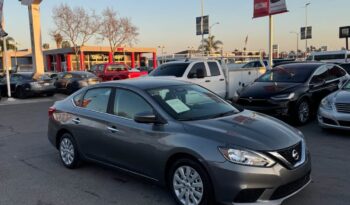 
									2019 Nissan sentra S Sedan 4D full								