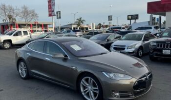 
									2015 Tesla model s 70D Sedan 4D full								