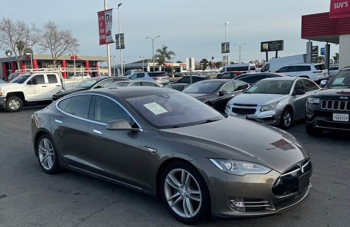 
								2015 Tesla model s 70D Sedan 4D full									