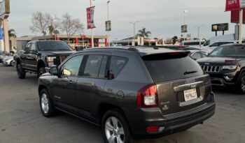 
									2016 Jeep compass Sport SUV 4D full								