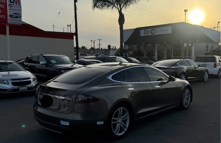 
								2015 Tesla model s 70D Sedan 4D full									