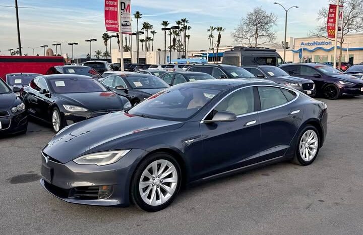 
								2016 Tesla model s 60 Sedan 4D full									