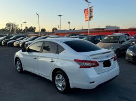 2015 Nissan sentra SV Sedan 4D