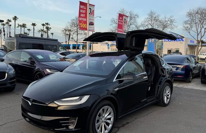 
								2016 Tesla model x 75D Sport Utility 4D full									