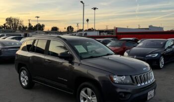 
									2016 Jeep compass Sport SUV 4D full								