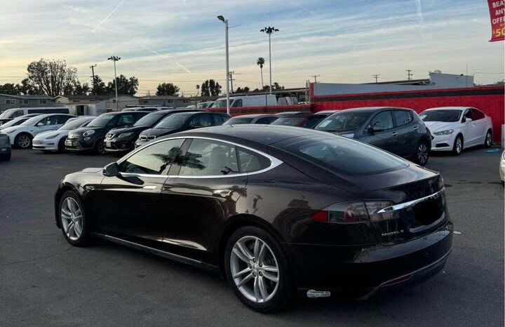 
								2013 Tesla model s Sedan 4D full									