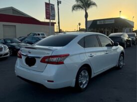 2015 Nissan sentra SV Sedan 4D