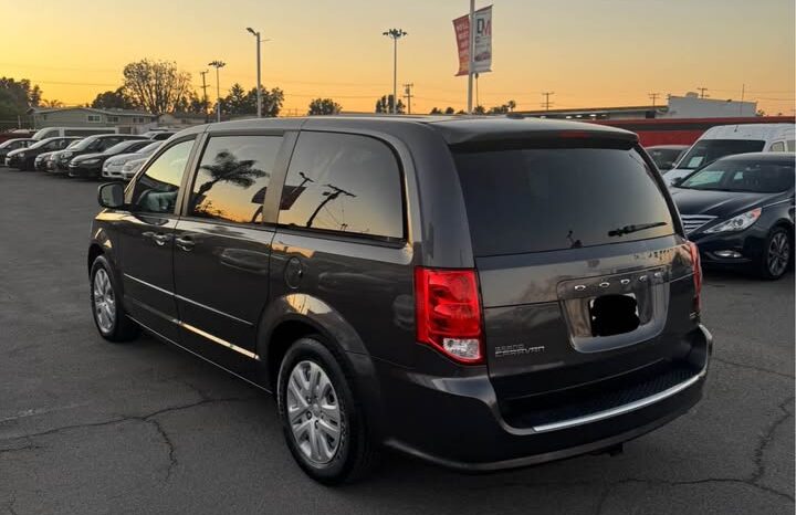 2015 Dodge grand caravan passenger SE Minivan 4D