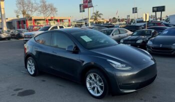 
									2020 Tesla model y Long Range Sport Utility 4D full								