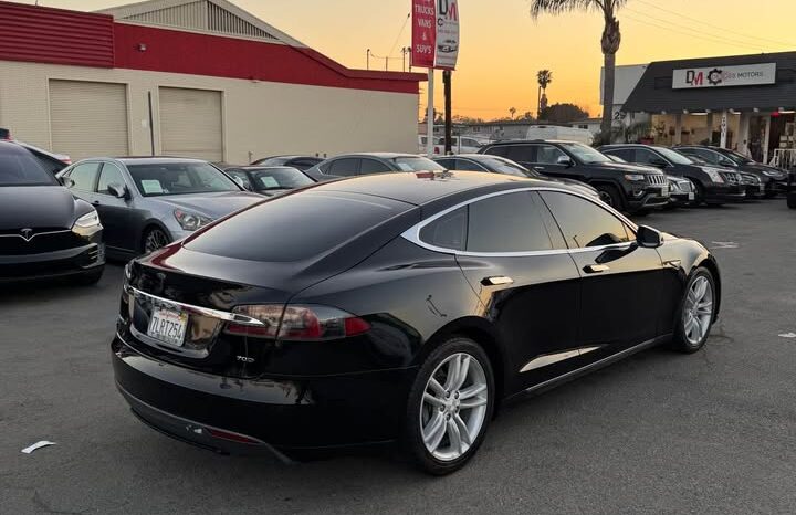 2015 Tesla model s 70D Sedan 4D