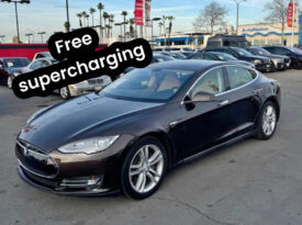 2013 Tesla model s Sedan 4D