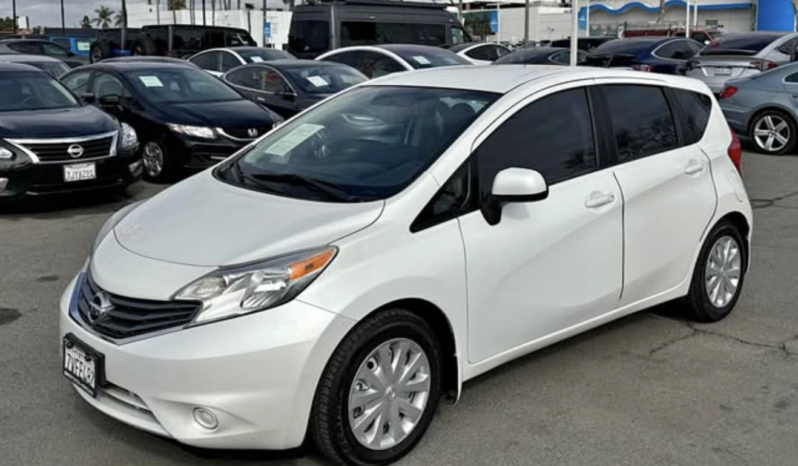 2014 Nissan versa Note S Hatchback 4D