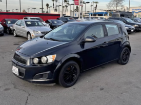 2013 Chevrolet sonic LT Hatchback Sedan 4D