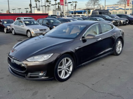 2013 Tesla model s Sedan 4D