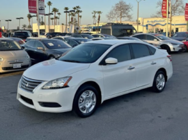 2015 Nissan sentra SV Sedan 4D