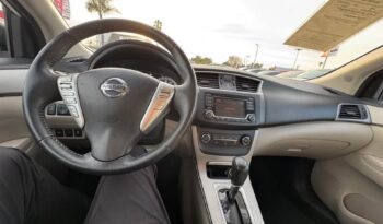 
									2015 Nissan sentra SV Sedan 4D full								