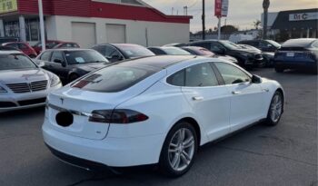 
									2013 Tesla model s Sedan 4D full								