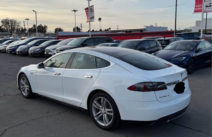 2013 Tesla model s Sedan 4D