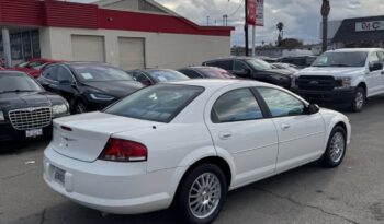 
									2005 Chrysler sebring Sedan 4D full								