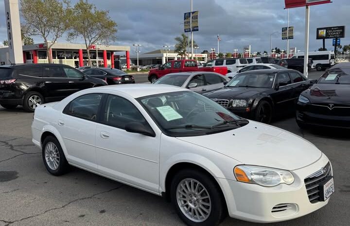 
								2005 Chrysler sebring Sedan 4D full									