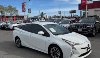 
									2017 Toyota prius Four full								