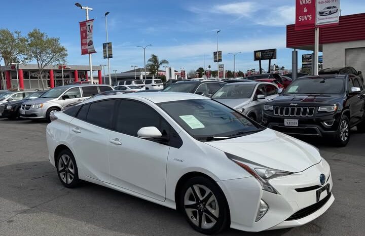 2017 Toyota prius Four