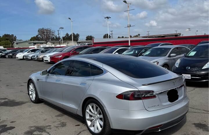 
								2013 Tesla model s Performance Sedan 4D full									