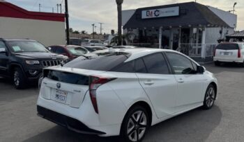 
									2017 Toyota prius Four full								