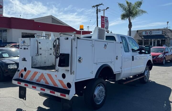 2012 Ford f350 super duty super cab & chassis