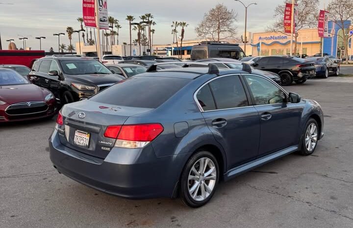 2013 Subaru legacy 2.5i Premium Sedan 4D