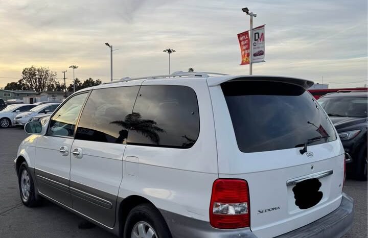 2003 Kia sedona LX Minivan 4D