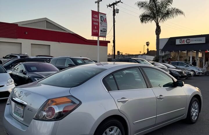 2011 Nissan altima 2.5 S Sedan 4D