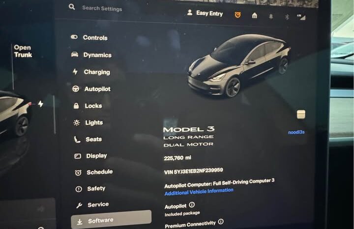 2022 Tesla model 3 Long Range Sedan 4D