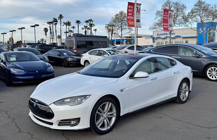 2013 Tesla model s Sedan 4D