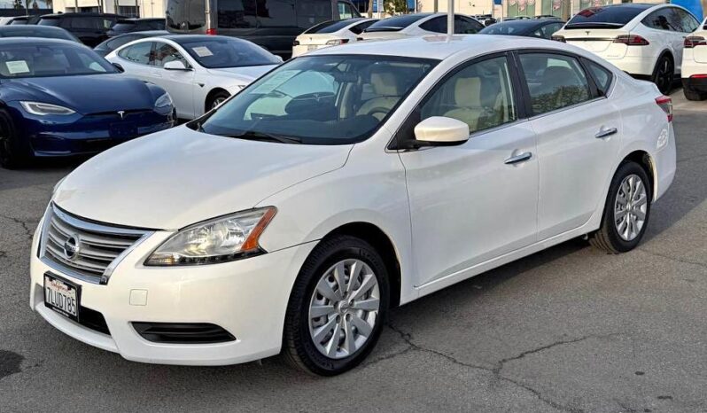 2015 Nissan sentra SV Sedan 4D