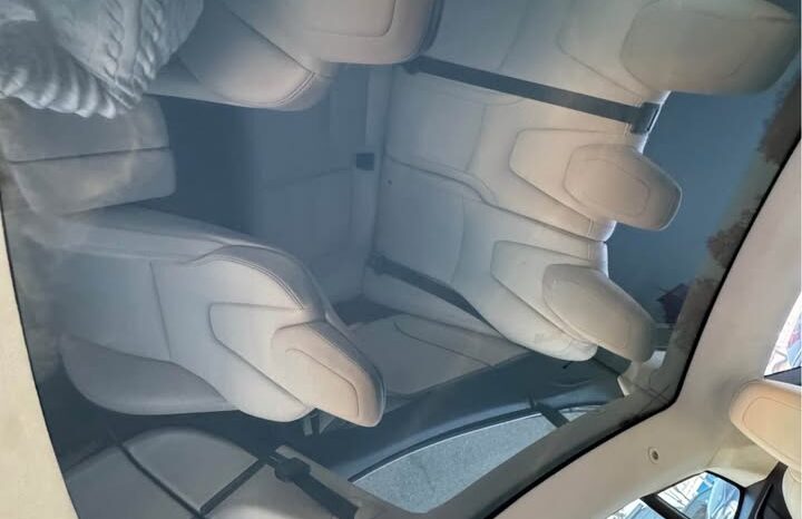 
								2019 Tesla model s Long Range Sedan 4D full									
