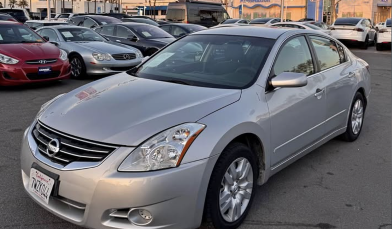 2011 Nissan altima 2.5 S Sedan 4D