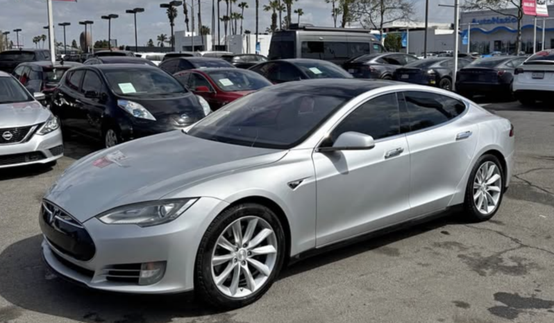 2013 Tesla model s Performance Sedan 4D