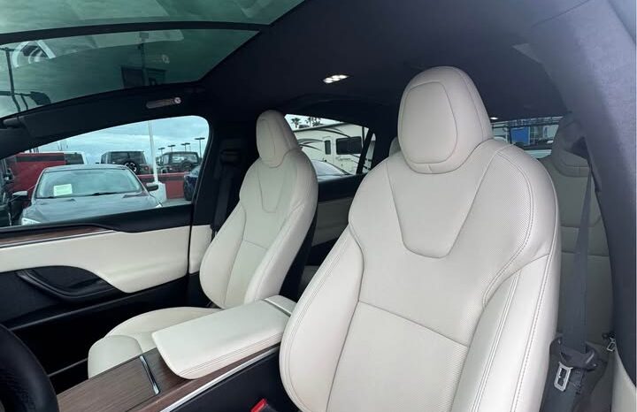 
								2021 Tesla model x Long Range Sport Utility 4D full									