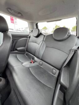 
										2009 MINI cooper Hatchback 2D full									