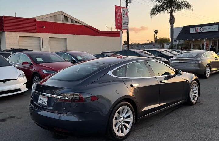 
								2017 Tesla model s 75 Sedan 4D full									