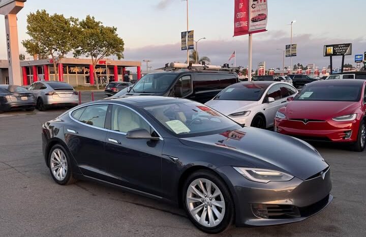 
								2017 Tesla model s 75 Sedan 4D full									
