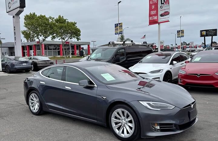 
								2017 Tesla model s 100D Sedan 4D full									