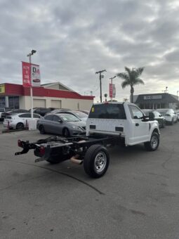 
										2017 Ford f350 regular cab & chassis full									