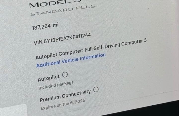 
								2019 Tesla model 3 Standard Range Plus Sedan 4D full									