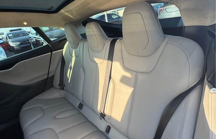 
								2015 Tesla model s 75D Sedan 4D full									