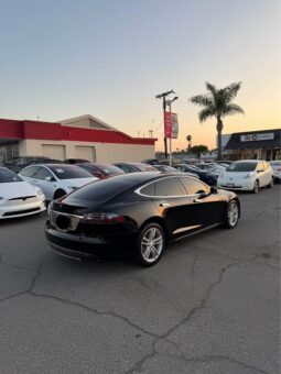
										2014 Tesla model s 60 Sedan 4D full									